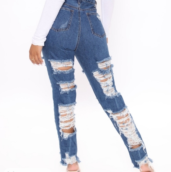 FASHION NOVA JEANS - Picture 2 of 2